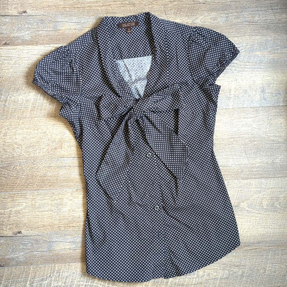 The Limited Essential Shirt